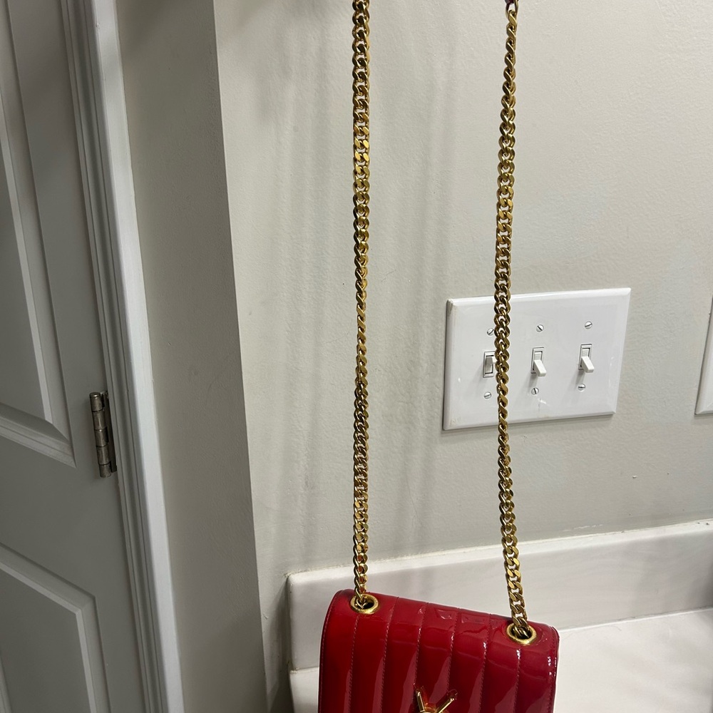 Saint Laurent Vicky Crossbody Red Leather Bag - Picture 5 of 5